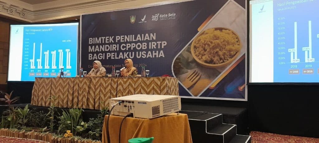 Produsen emping melinjo Solo, Koncone Ngemil menghadiri Bimtek CPPOB oleh Dinas Kesehatan Surakarta di Hotel Novotel Solo, Selasa, 27 Agustus 2024