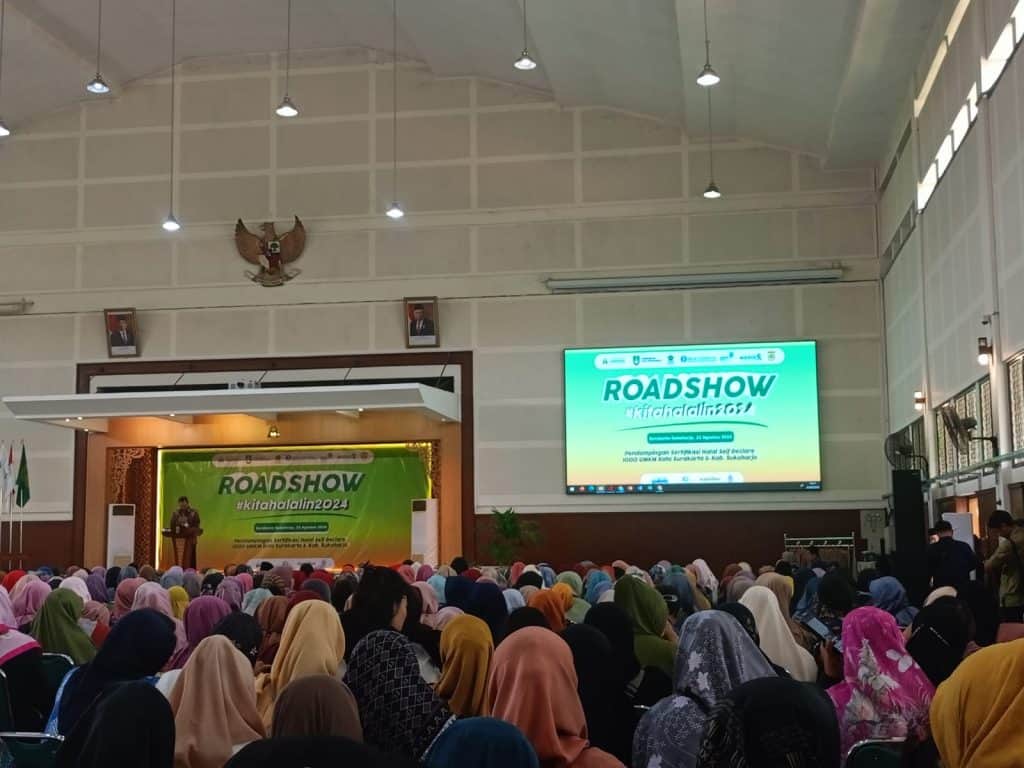 Produsen Emping Melinjo Solo, Koncone Ngemil ikuti Roadshow #kitahalalin2024